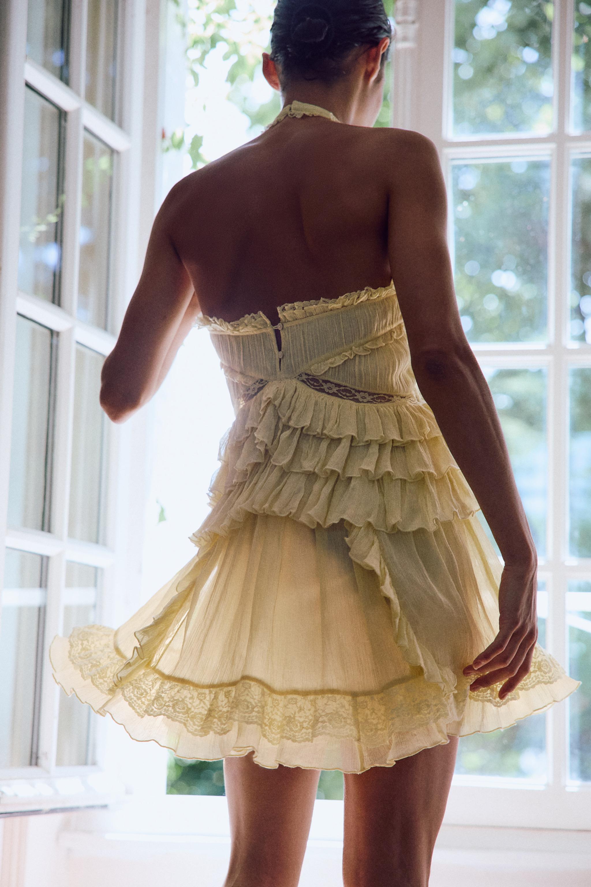 SHORT RUFFLED LACE HALTER DRESS